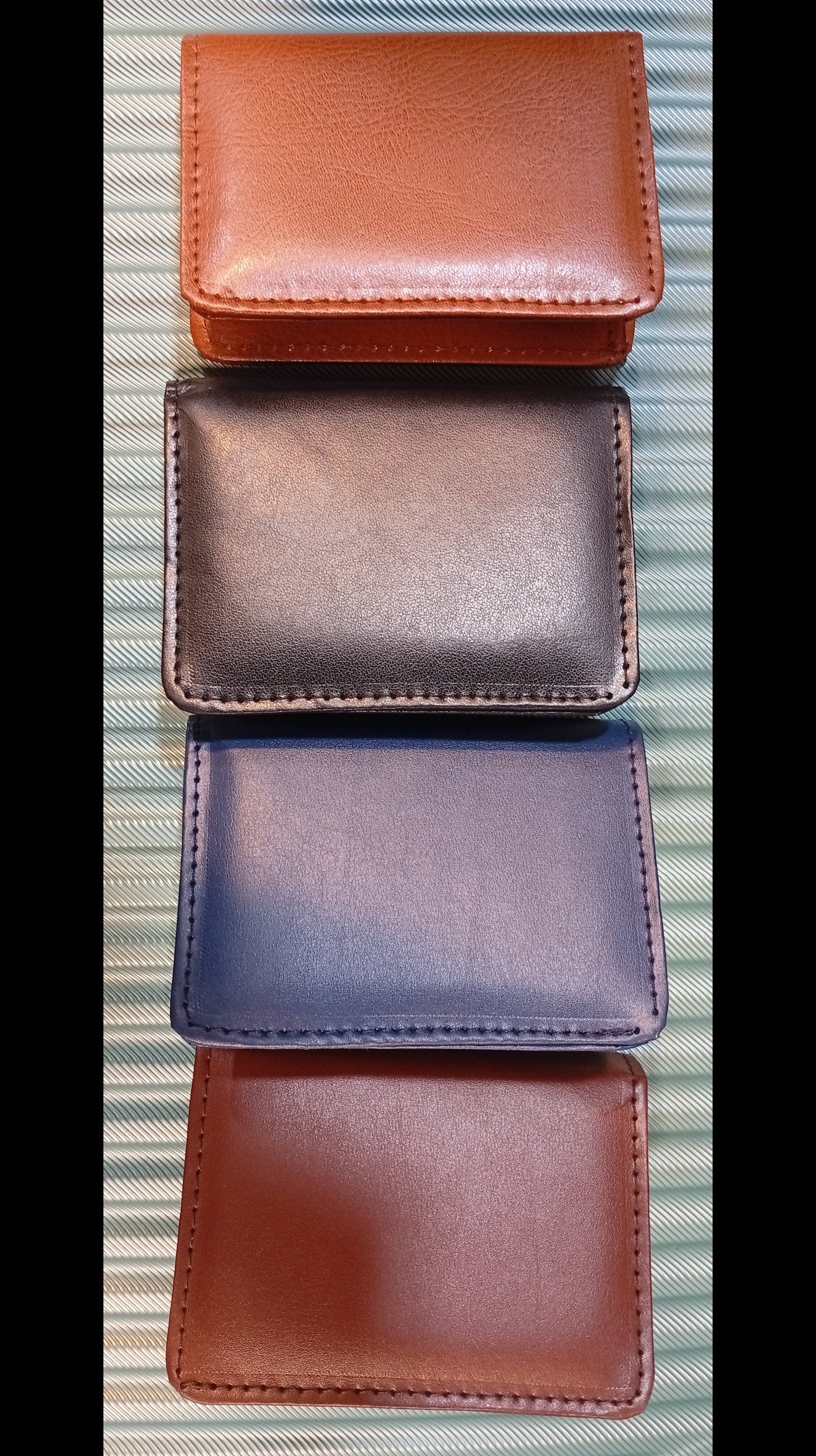 EliteFold – Minimalist Leather Card Wallet (6 Card Slots + 2 Cash Pockets)
