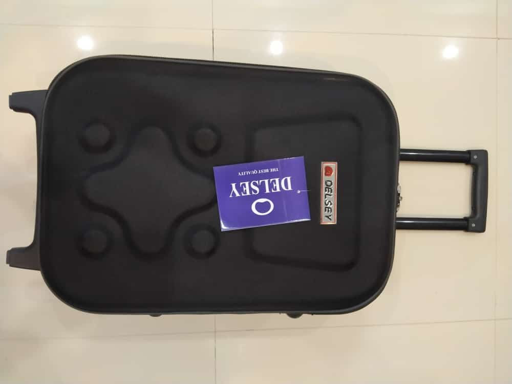Travel Smart with Delsy Black – Where Style Meets the Journey